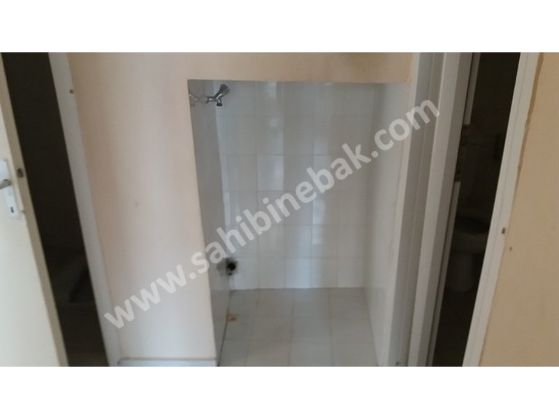 TÜRKİŞ BLOKLARI 2+L SALON 3.KAT YAPILI KİRALIK DAİRE