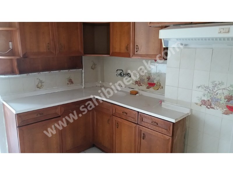TÜRKİŞ BLOKLARI 2+L SALON 3.KAT YAPILI KİRALIK DAİRE