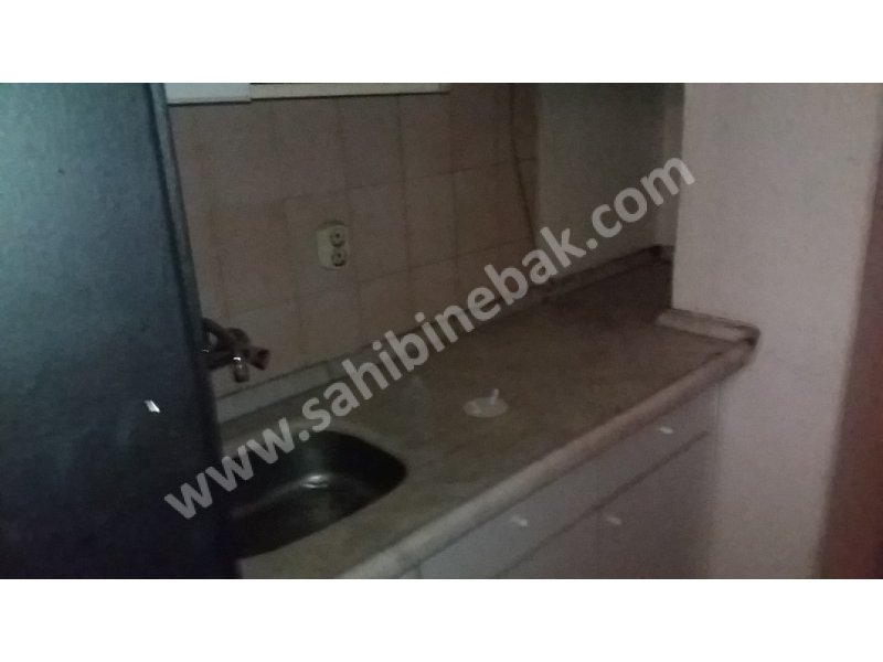 ULUS'DA İŞ MERKEZİNDE KİRALIK 4. KAT 70M2 WCLİ MUTFAKLI ASANSÖRLÜ OFİS