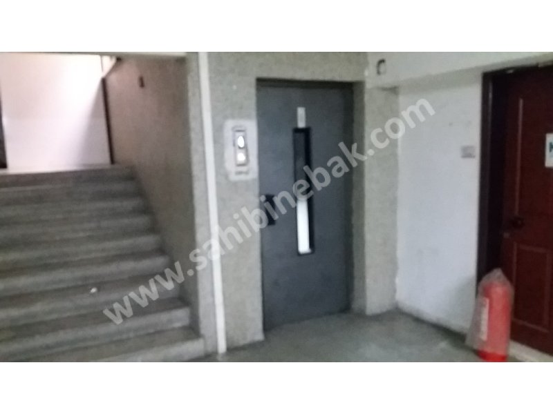 ULUS'DA İŞ MERKEZİNDE KİRALIK 4. KAT 70M2 WCLİ MUTFAKLI ASANSÖRLÜ OFİS