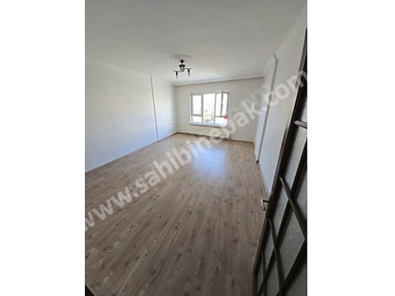 KEÇİÖREN SUBAYEVLERİNDE METRO DİBİ YAPILI KİRALIK 3+1 2.KAT DAİRE