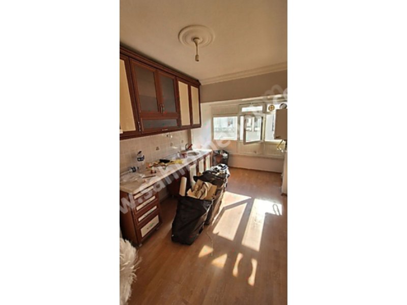 KEÇİÖREN SUBAYEVLERİNDE METRO DİBİ YAPILI KİRALIK 3+1 2.KAT DAİRE