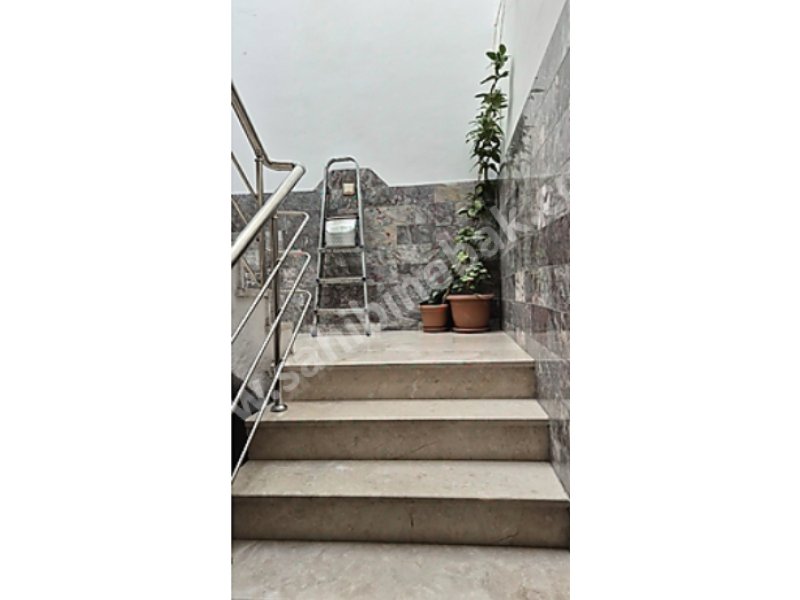KEÇİÖREN SUBAYEVLERİNDE METRO DİBİ YAPILI KİRALIK 3+1 2.KAT DAİRE