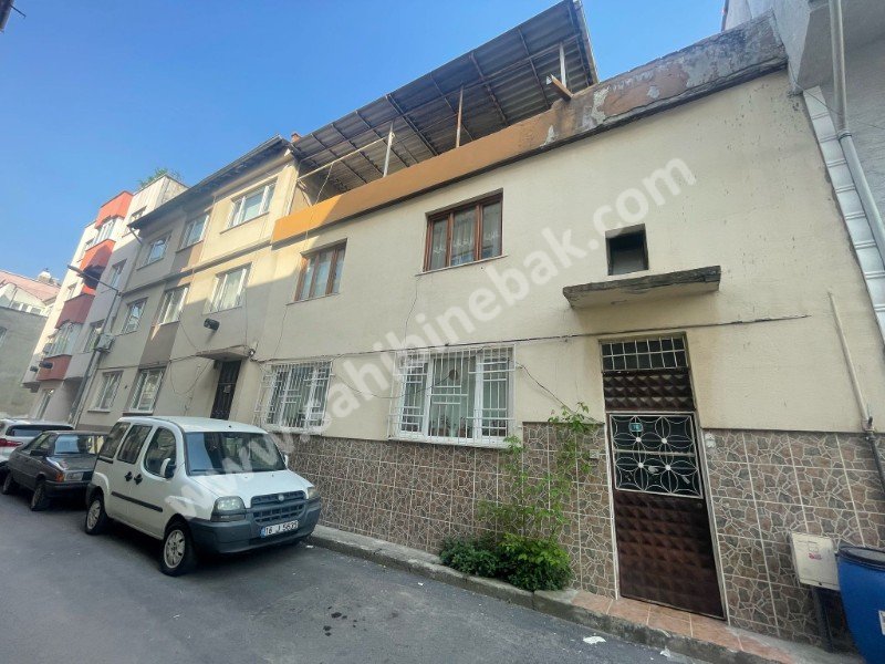 BURSA YILDIRIM 152 EVLER DE METROYA YAKIN SATILIK 5+2 MÜSTAKİL EV