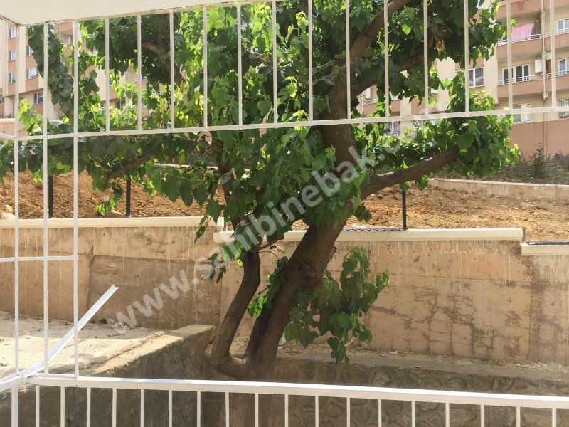 BURSA YILDIRIM SULAR VADİSİNDE SATILIK 2+1 100m2 1.KAT DAİRE