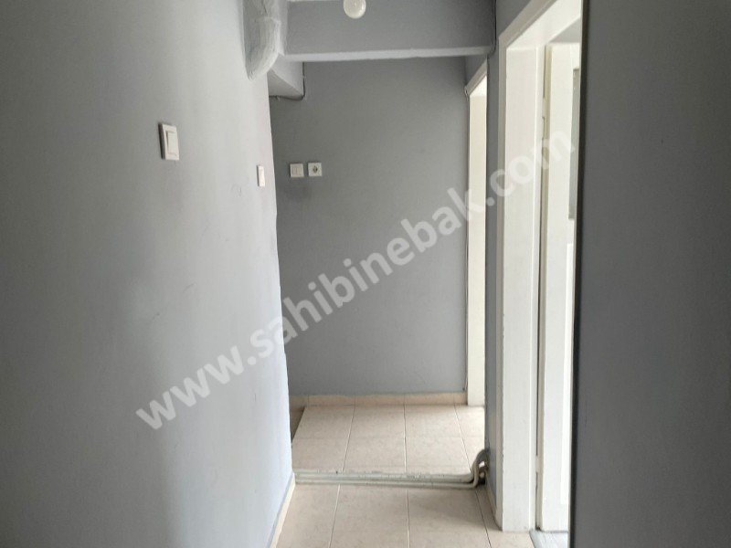 BURSA SETBAŞI İPEKÇİLİK'TE KİRALIK 3.KAT 2+1  80m2 DAİRE