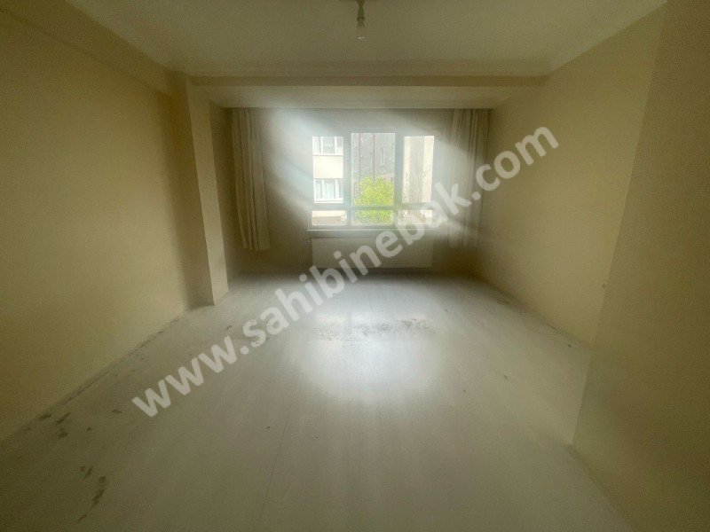 BURSA TEPEBAŞI ESKİŞEHİR BAHÇELİEVLERDE 90m2 KİRALIK 2+1 DAİRE
