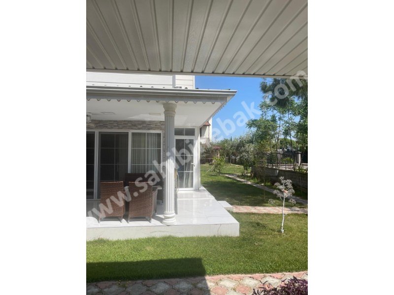 ANTALYA SERİK BOĞAZKENTTE DENİZE SIFIR SİTE İÇİNDE SATILIK 90 M2 2+1 VİLLA