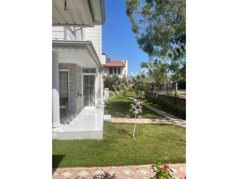 ANTALYA SERİK BOĞAZKENTTE DENİZE SIFIR SİTE İÇİNDE SATILIK 90 M2 2+1 VİLLA