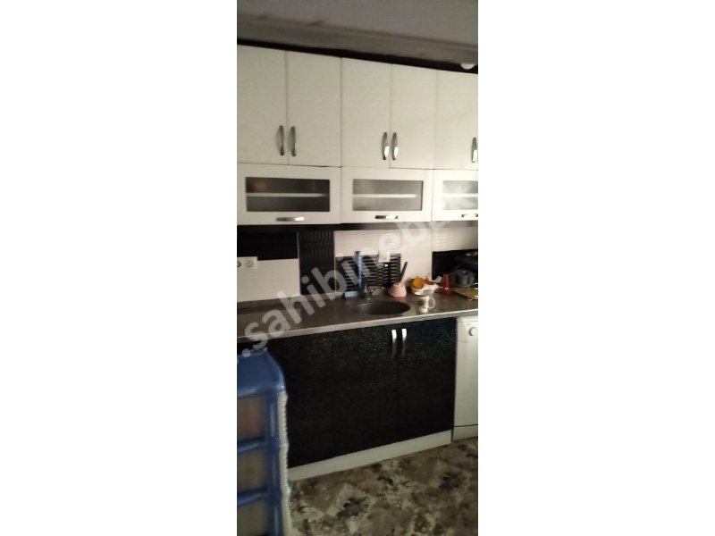 BURDUR KARAMANLI KATAMANDA SATILIK 318 M2 ARSA İÇİNDE SATILIK135 M2 2+1 EV