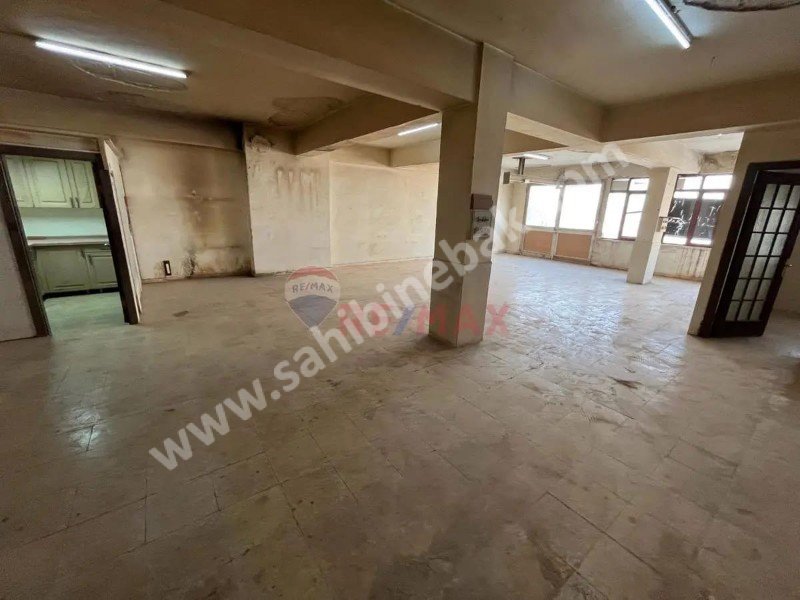 SİTELER ÇAMLITEPE CAD.2 KAT 140 M2  WCLİ MUTFAKLI KİRALIK DÜKKAN