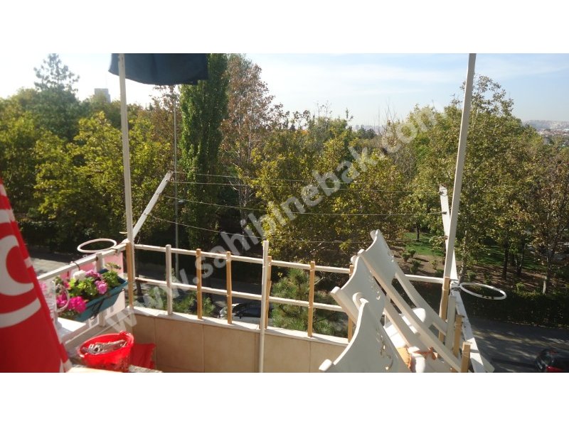 TÜRKİŞ BLOKLARI EN DEĞERLİ ÜÇGEN PARSELDE SATILIK DAİRE