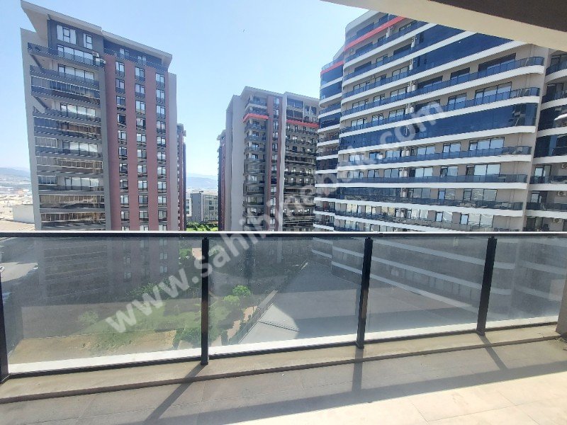 BURSA KILIÇ TAN ALPİŞ ADEN HAUSE’DE 1+1 KİRALIK HOME OFİS