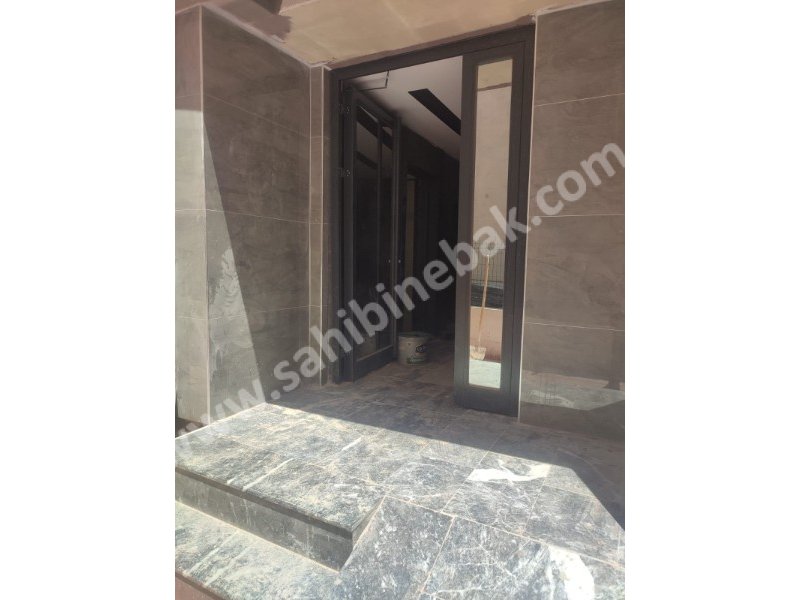 ANTALYA MURATPAŞA GÜVENLİKTE SATILIK 200 M2 4+2 SIFIR BAHÇE DUBLEKSİ