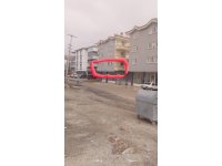 1. Kat oncephe cadde ustu golun yani sahibinden 3+1 kiralik daire