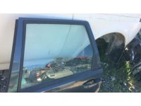 Volvo 460 sol arka kapı camı Çıkma Yedek Parça