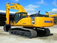 SATILIK 2006 MODEL KOMATSU PC 300