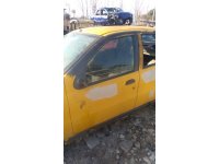 2006 fiat albea 1.4 çıkma sol ön dolu kapı