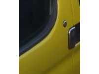 2002 citroen berlingo 1.9 çıkma sol ön kapı kolu
