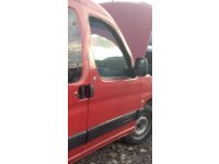 2002 citroen berlingo 1.9 çıkma sağ ön dolu kapı