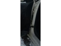2008 skoda roomster 1.4 dizel çıkma sol ön kapı menteşe