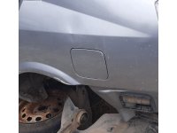 Nissan primera p12 çıkma depo kapağı