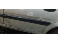 Dacia solenza 1.4 mpi çıkma sol arka kapı bandı