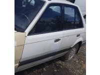 1988 mazda 323 1.6 çıkma sol takım kapı