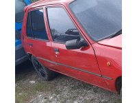 Peugeot 205 çıkma sağ kapı dolu