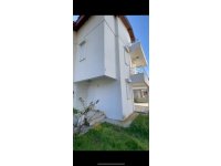 Ayvalık Altınova Mah. Satılık 5+1 villa denize 50 m2