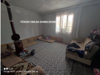 Kilis Merkez Ekrem Çetin Mah.  500 Evlerde Satılık 2+1 Müstakil Ev