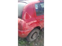Clio 2 hb sag arka camurluk kesme