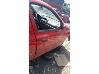 Clio 2 sag on kapi
